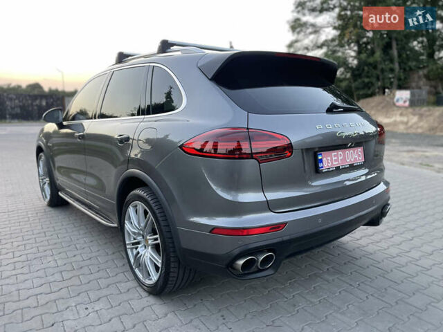 Серый Порше Каен, объемом двигателя 3 л и пробегом 191 тыс. км за 28000 $, фото 11 на Automoto.ua