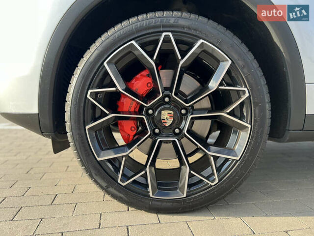 Серый Порше Каен, объемом двигателя 2.97 л и пробегом 189 тыс. км за 33900 $, фото 27 на Automoto.ua