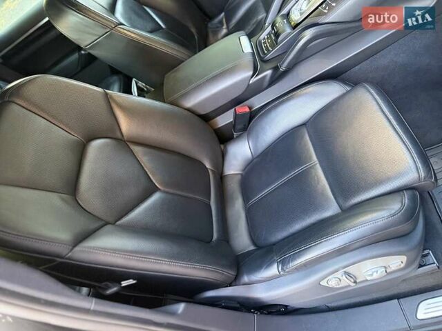 Порше Каен 2015 в Малине на Automoto.ua Серый Порше Каен, объемом двигателя 3 л и пробегом 94 тыс. км за 28700 $, фото 25 на Automoto.ua