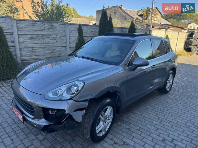 Сірий Порше Cayenne, об'ємом двигуна 3.6 л та пробігом 180 тис. км за 15800 $, фото 4 на Automoto.ua