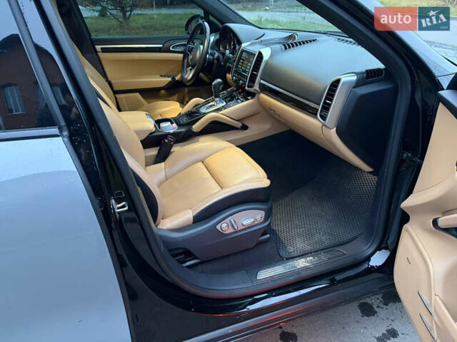 Сірий Порше Cayenne, об'ємом двигуна 3.6 л та пробігом 150 тис. км за 28000 $, фото 5 на Automoto.ua