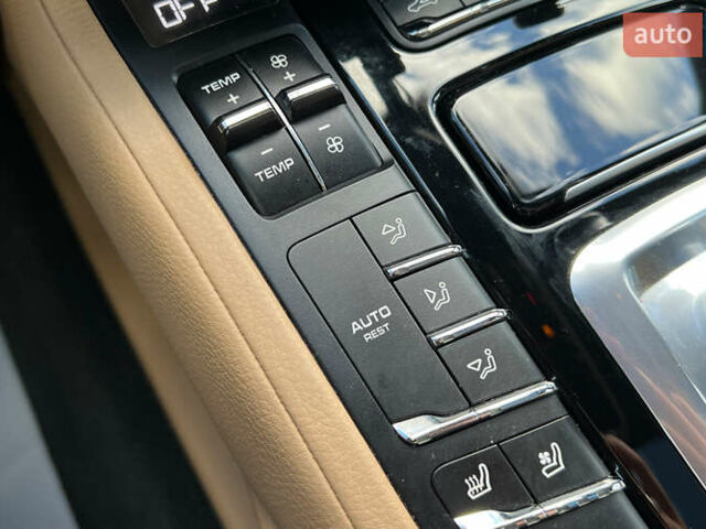 Серый Порше Каен, объемом двигателя 3.6 л и пробегом 169 тыс. км за 26999 $, фото 16 на Automoto.ua