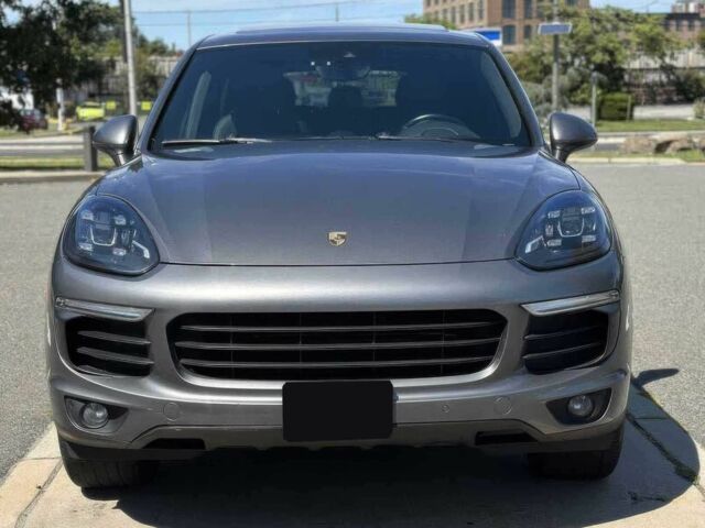 Серый Порше Каен, объемом двигателя 3.6 л и пробегом 72 тыс. км за 13000 $, фото 1 на Automoto.ua