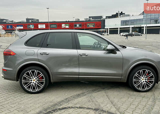 Сірий Порше Cayenne, об'ємом двигуна 4.81 л та пробігом 77 тис. км за 44000 $, фото 5 на Automoto.ua