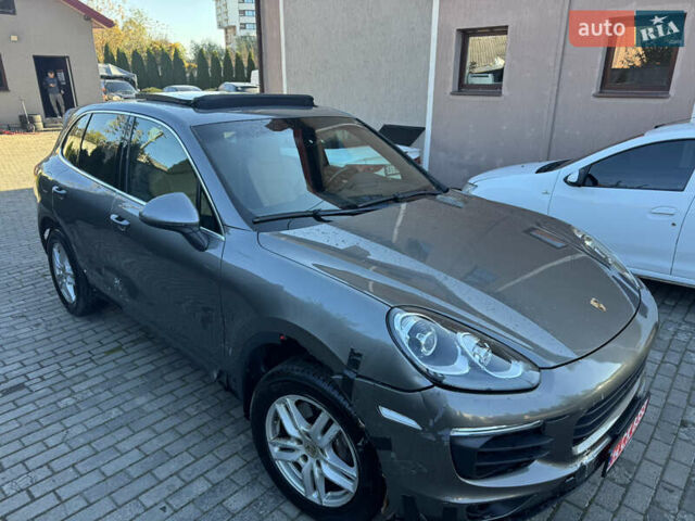 Сірий Порше Cayenne, об'ємом двигуна 3.6 л та пробігом 180 тис. км за 15800 $, фото 1 на Automoto.ua
