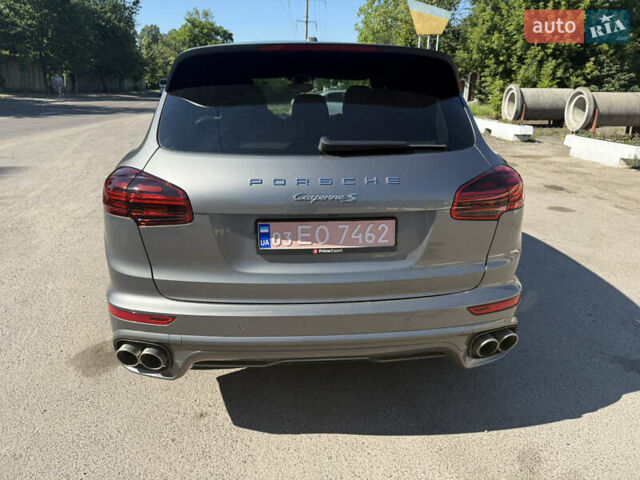 Серый Порше Каен, объемом двигателя 3.6 л и пробегом 169 тыс. км за 27500 $, фото 4 на Automoto.ua