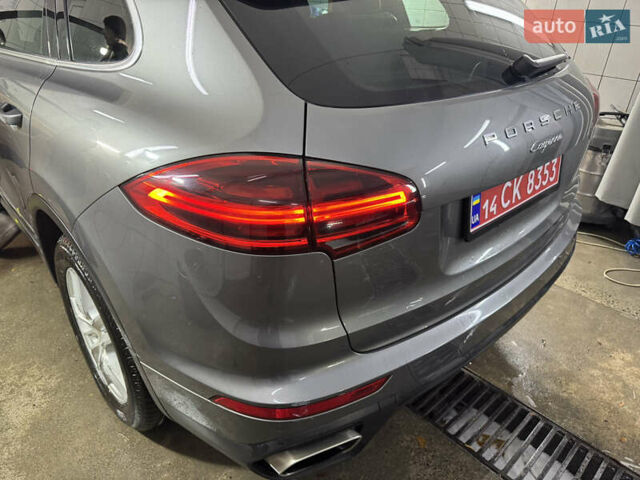 Сірий Порше Cayenne, об'ємом двигуна 3.6 л та пробігом 180 тис. км за 15800 $, фото 16 на Automoto.ua