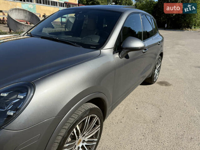 Серый Порше Каен, объемом двигателя 3.6 л и пробегом 169 тыс. км за 27500 $, фото 7 на Automoto.ua