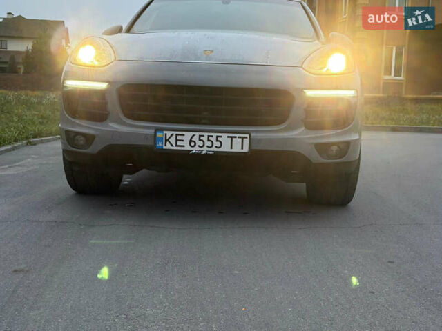 Сірий Порше Cayenne, об'ємом двигуна 3.6 л та пробігом 150 тис. км за 28000 $, фото 3 на Automoto.ua