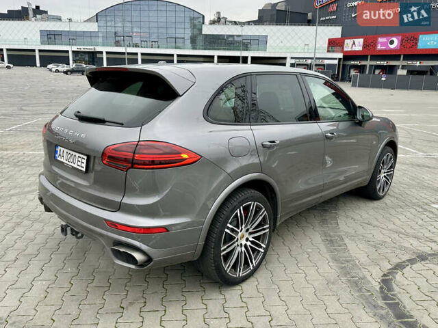 Сірий Порше Cayenne, об'ємом двигуна 4.81 л та пробігом 77 тис. км за 44000 $, фото 6 на Automoto.ua