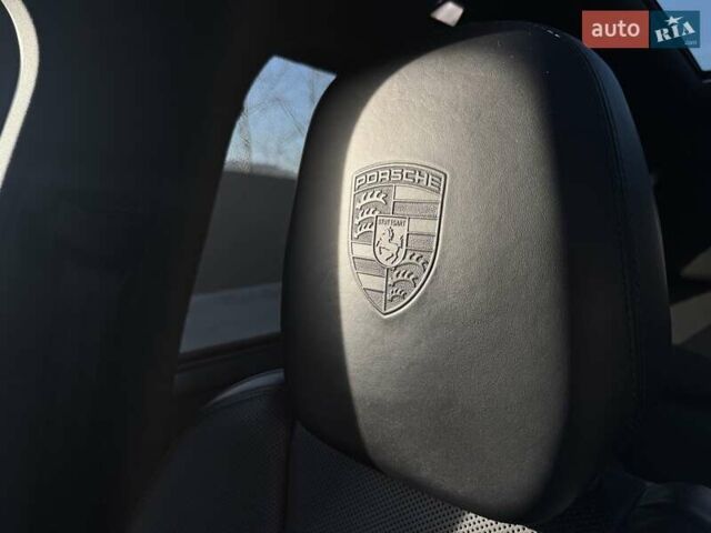 Порше Каен 2017 в Киеве на Automoto.ua Серый Порше Каен, объемом двигателя 3.6 л и пробегом 130 тыс. км за 33999 $, фото 26 на Automoto.ua