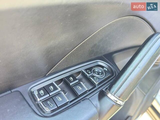 Сірий Порше Cayenne, об'ємом двигуна 2.97 л та пробігом 162 тис. км за 43200 $, фото 9 на Automoto.ua