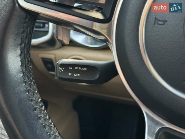 Сірий Порше Cayenne, об'ємом двигуна 3.6 л та пробігом 61 тис. км за 29900 $, фото 25 на Automoto.ua