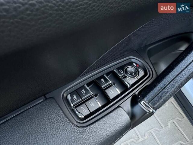 Порше Каен 2017 в Киеве на Automoto.ua Серый Порше Каен, объемом двигателя 3.6 л и пробегом 130 тыс. км за 33999 $, фото 20 на Automoto.ua