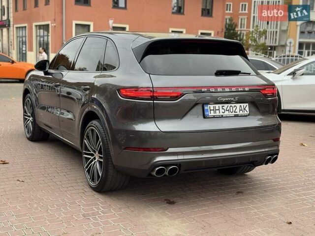 Порше Каен 2018 в Одессе на Automoto.ua Серый Порше Каен, объемом двигателя 2.89 л и пробегом 59 тыс. км за 49900 $, фото 2 на Automoto.ua