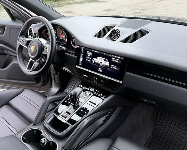 Серый Порше Каен, объемом двигателя 3 л и пробегом 60 тыс. км за 60500 $, фото 36 на Automoto.ua