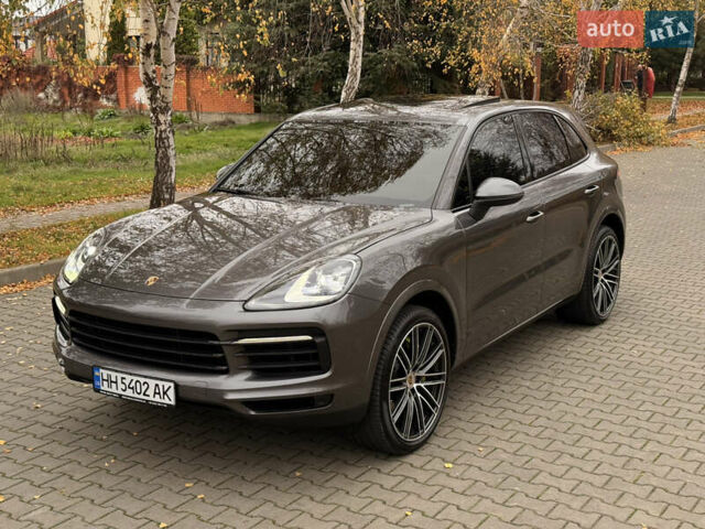 Серый Порше Каен, объемом двигателя 2.89 л и пробегом 59 тыс. км за 57000 $, фото 8 на Automoto.ua