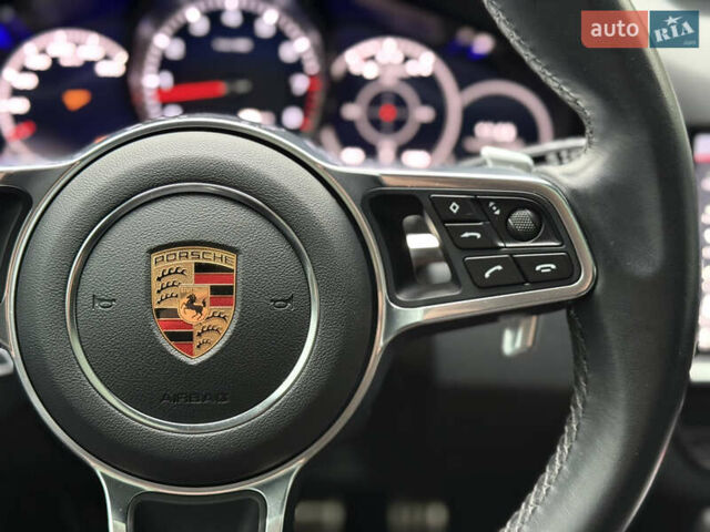 Серый Порше Каен, объемом двигателя 2.9 л и пробегом 37 тыс. км за 67000 $, фото 19 на Automoto.ua