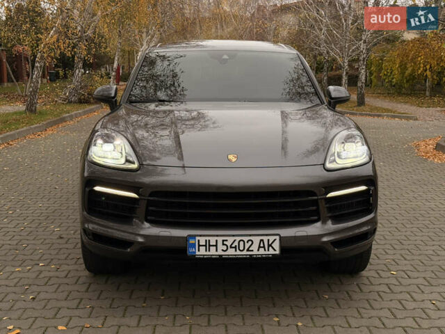 Серый Порше Каен, объемом двигателя 2.89 л и пробегом 59 тыс. км за 57000 $, фото 5 на Automoto.ua