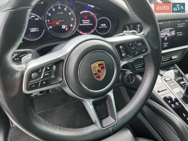 Сірий Порше Cayenne, об'ємом двигуна 2.89 л та пробігом 180 тис. км за 57500 $, фото 11 на Automoto.ua