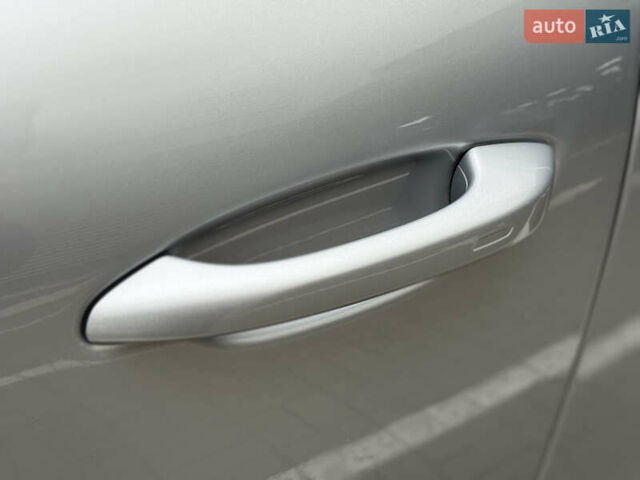 Серый Порше Каен, объемом двигателя 2.9 л и пробегом 37 тыс. км за 67000 $, фото 5 на Automoto.ua