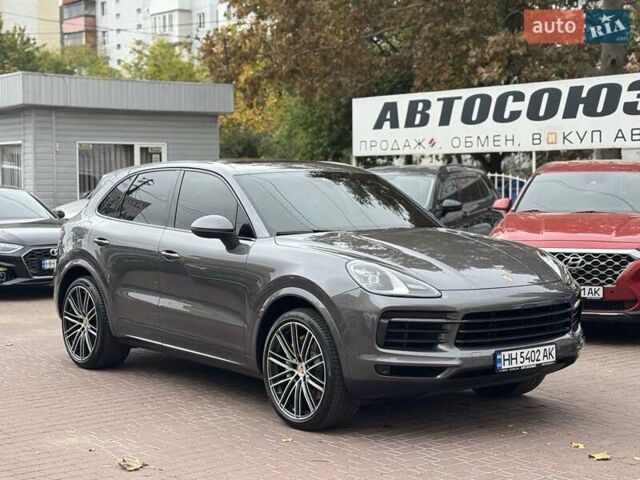 Порше Каен 2018 в Одессе на Automoto.ua Серый Порше Каен, объемом двигателя 2.89 л и пробегом 59 тыс. км за 49900 $, фото 9 на Automoto.ua