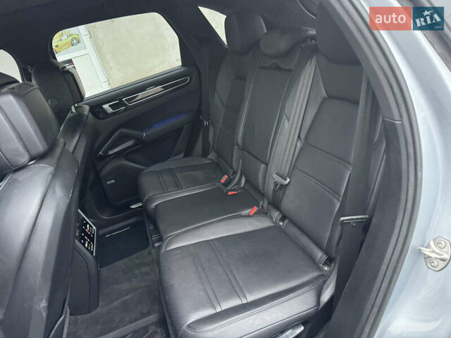 Сірий Порше Cayenne, об'ємом двигуна 3 л та пробігом 149 тис. км за 39300 $, фото 55 на Automoto.ua