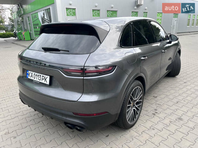 Сірий Порше Cayenne, об'ємом двигуна 2.89 л та пробігом 180 тис. км за 57500 $, фото 3 на Automoto.ua