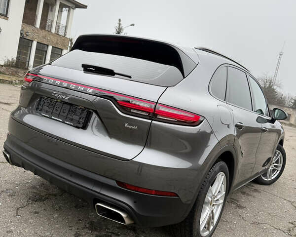 Серый Порше Каен, объемом двигателя 3 л и пробегом 60 тыс. км за 60500 $, фото 17 на Automoto.ua
