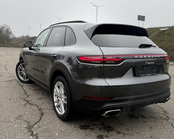 Серый Порше Каен, объемом двигателя 3 л и пробегом 60 тыс. км за 60500 $, фото 22 на Automoto.ua