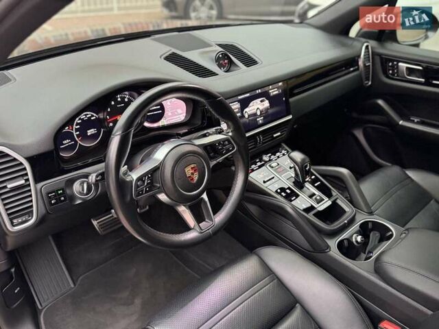 Порше Каен 2018 в Одессе на Automoto.ua Серый Порше Каен, объемом двигателя 2.89 л и пробегом 59 тыс. км за 49900 $, фото 10 на Automoto.ua