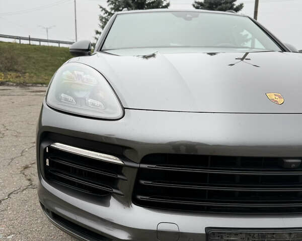 Серый Порше Каен, объемом двигателя 3 л и пробегом 60 тыс. км за 60500 $, фото 9 на Automoto.ua