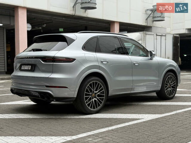 Серый Порше Каен, объемом двигателя 2.9 л и пробегом 37 тыс. км за 67000 $, фото 9 на Automoto.ua