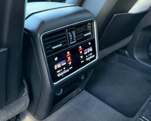 Сірий Порше Cayenne, об'ємом двигуна 3 л та пробігом 119 тис. км за 46000 $, фото 12 на Automoto.ua