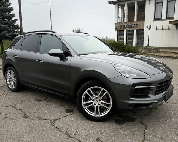 Серый Порше Каен, объемом двигателя 3 л и пробегом 60 тыс. км за 60500 $, фото 10 на Automoto.ua
