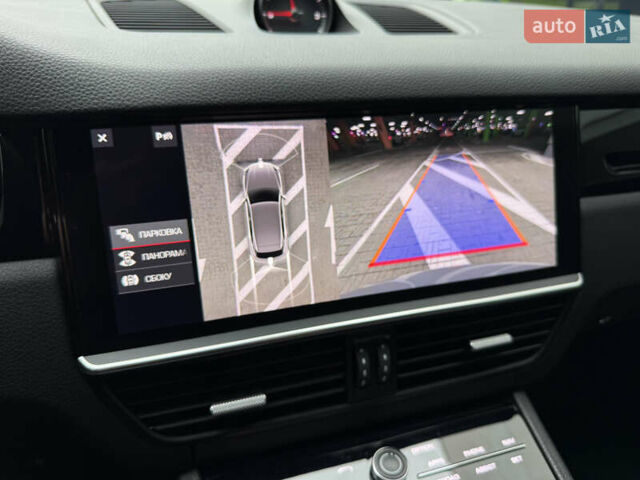 Серый Порше Каен, объемом двигателя 2.9 л и пробегом 37 тыс. км за 67000 $, фото 23 на Automoto.ua