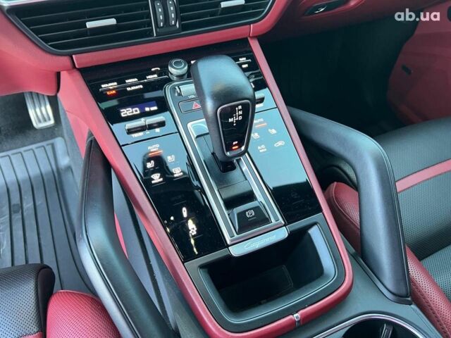 Серый Порше Каен, объемом двигателя 2.9 л и пробегом 88 тыс. км за 70990 $, фото 31 на Automoto.ua