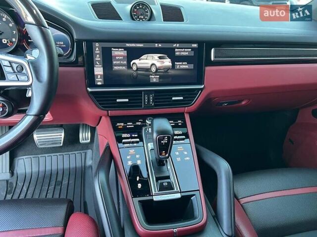 Серый Порше Каен, объемом двигателя 2.9 л и пробегом 88 тыс. км за 70990 $, фото 29 на Automoto.ua