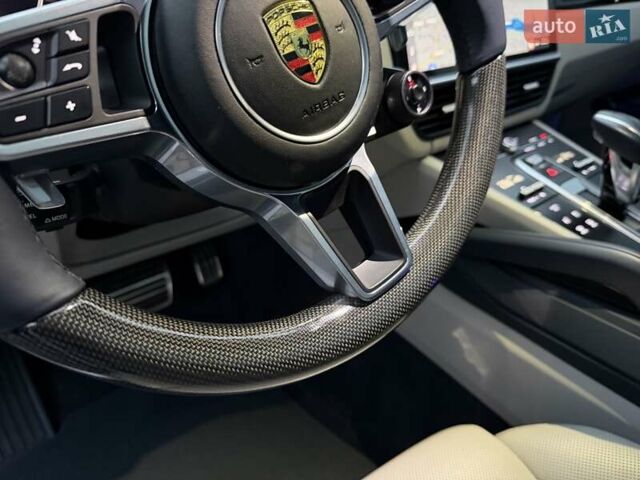 Сірий Порше Cayenne, об'ємом двигуна 2.89 л та пробігом 90 тис. км за 83500 $, фото 50 на Automoto.ua