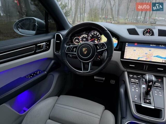 Сірий Порше Cayenne, об'ємом двигуна 2.89 л та пробігом 90 тис. км за 83500 $, фото 33 на Automoto.ua