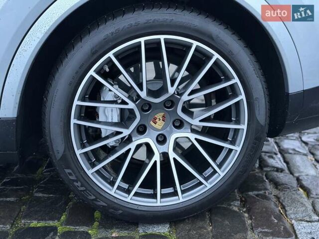Сірий Порше Cayenne, об'ємом двигуна 2.89 л та пробігом 90 тис. км за 83500 $, фото 24 на Automoto.ua
