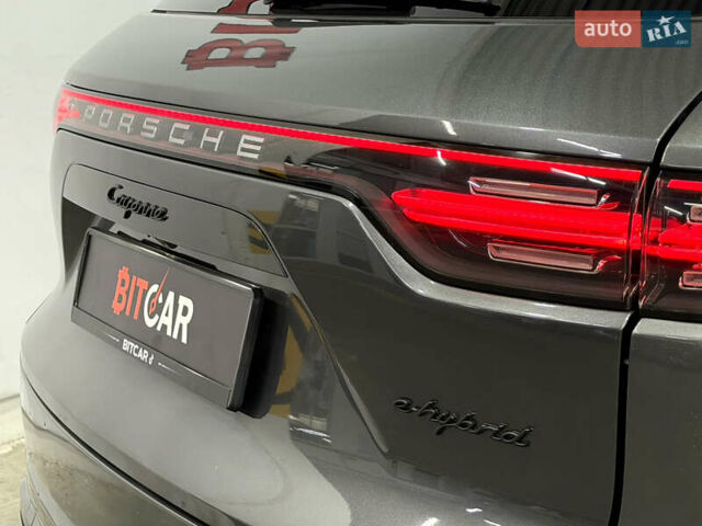 Сірий Порше Cayenne, об'ємом двигуна 3 л та пробігом 46 тис. км за 61800 $, фото 18 на Automoto.ua