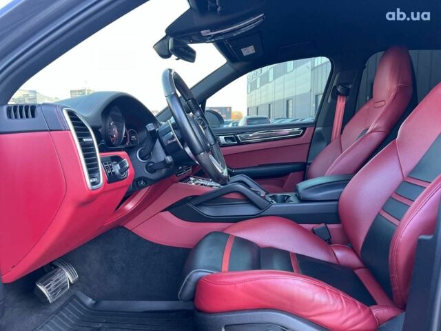 Серый Порше Каен, объемом двигателя 2.9 л и пробегом 88 тыс. км за 70990 $, фото 21 на Automoto.ua