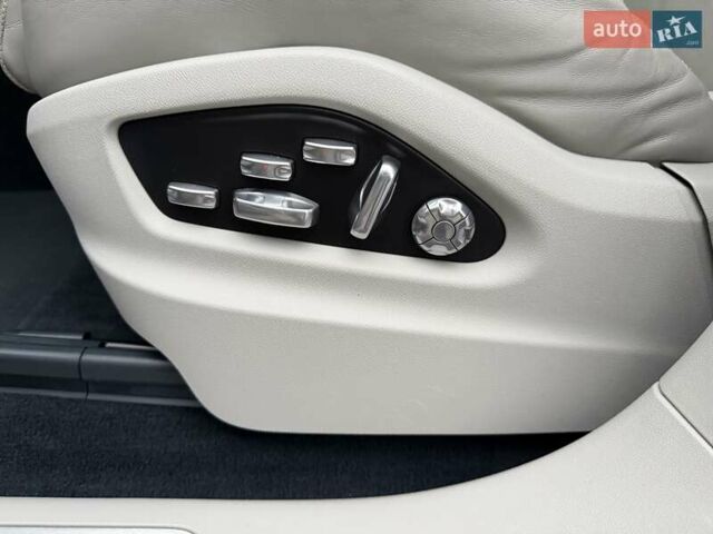 Сірий Порше Cayenne, об'ємом двигуна 2.89 л та пробігом 90 тис. км за 83500 $, фото 34 на Automoto.ua