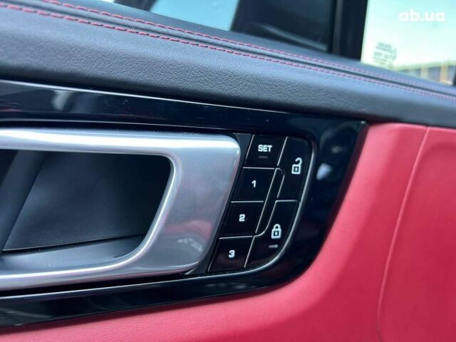 Серый Порше Каен, объемом двигателя 2.9 л и пробегом 88 тыс. км за 70990 $, фото 16 на Automoto.ua