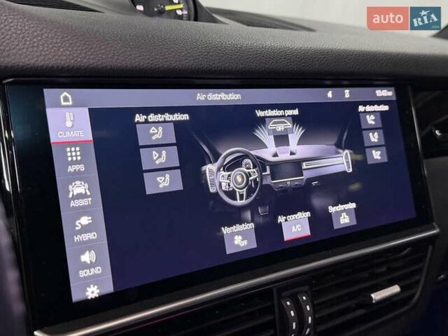 Сірий Порше Cayenne, об'ємом двигуна 3 л та пробігом 46 тис. км за 61800 $, фото 42 на Automoto.ua