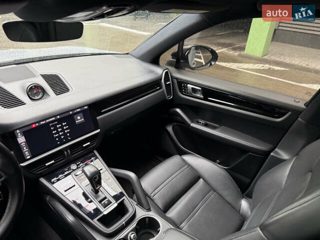 Серый Порше Каен, объемом двигателя 2.9 л и пробегом 32 тыс. км за 64000 $, фото 17 на Automoto.ua