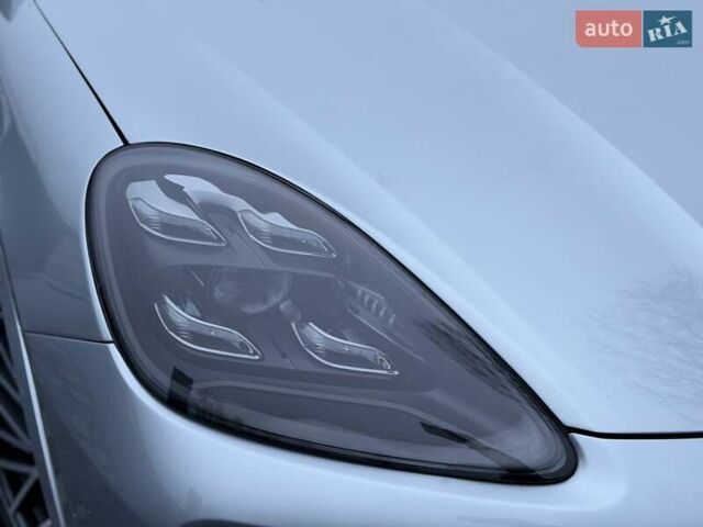 Сірий Порше Cayenne, об'ємом двигуна 2.89 л та пробігом 90 тис. км за 83500 $, фото 8 на Automoto.ua