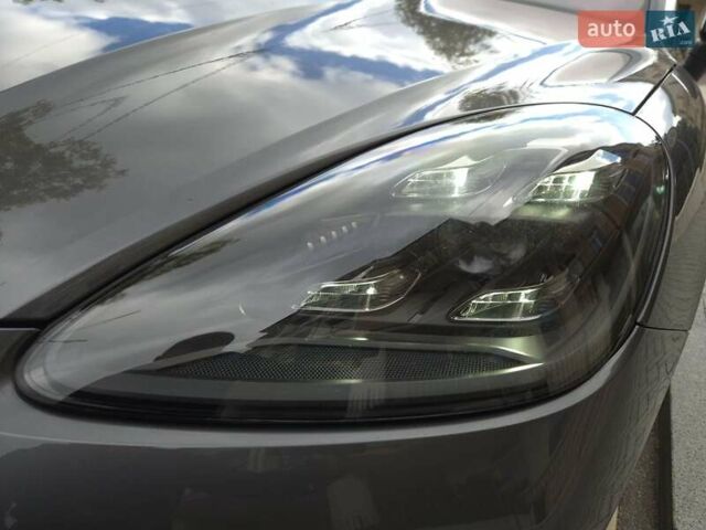 Серый Порше Каен, объемом двигателя 3 л и пробегом 115 тыс. км за 85000 $, фото 11 на Automoto.ua