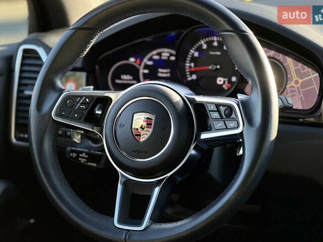 Серый Порше Каен, объемом двигателя 3 л и пробегом 83 тыс. км за 45999 $, фото 10 на Automoto.ua